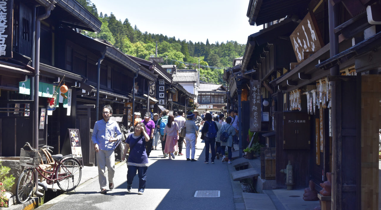 飛騨高山エリアに特化したライティングは、ゴーアヘッドワークスのライター・編集者にお任せください！